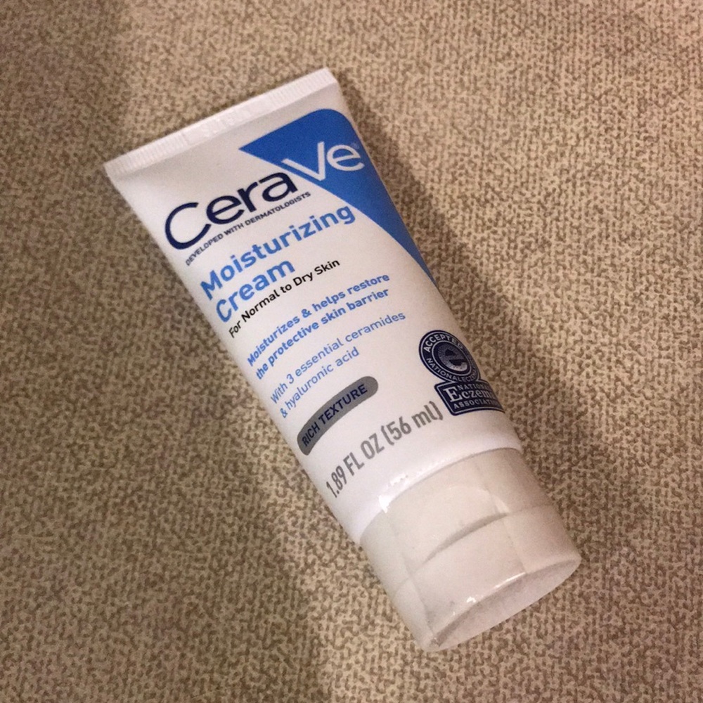 8 for $25/ Cerave Moisturizing Cream 1.89 fl oz